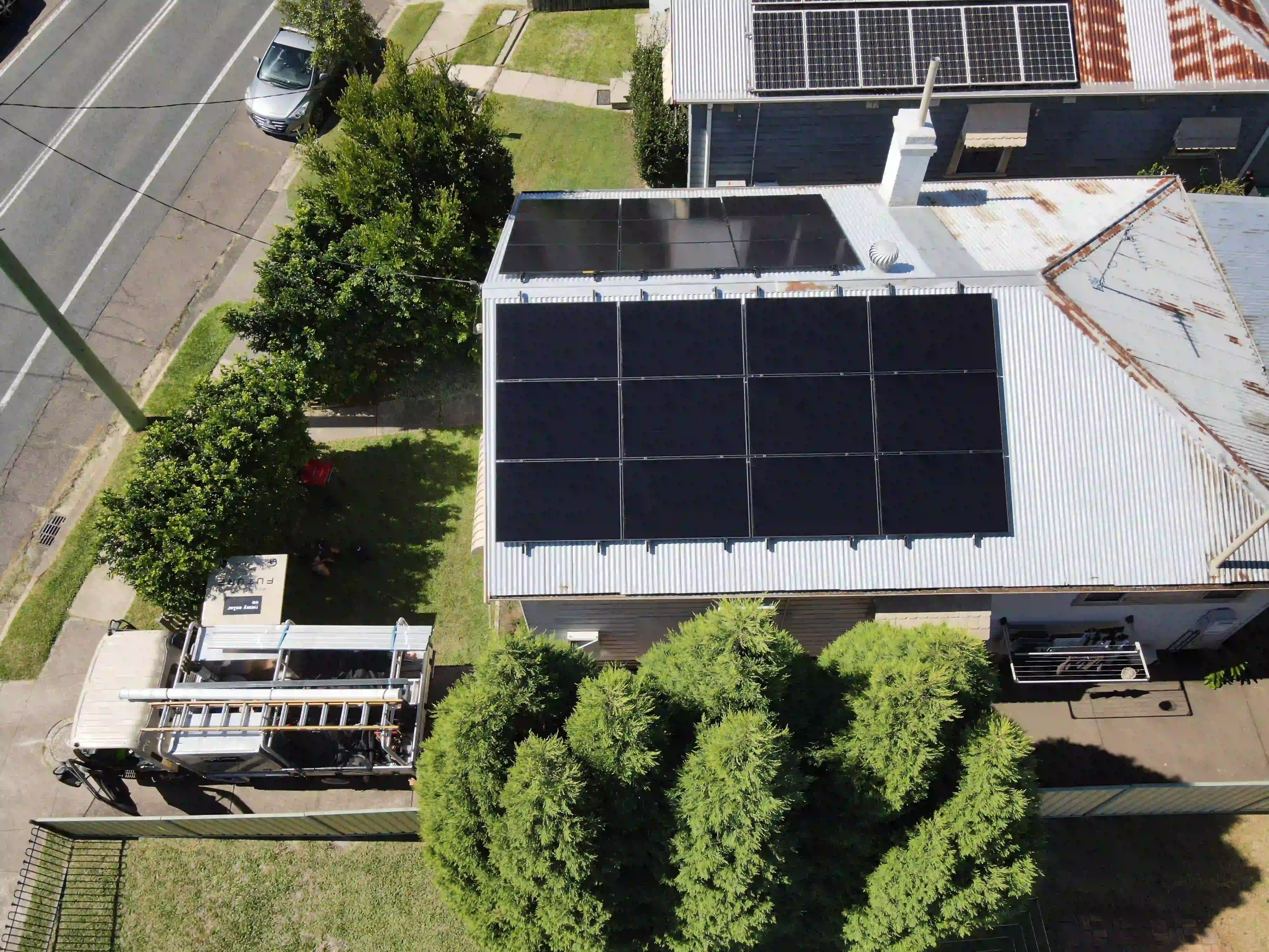 Overhead drone shot of the completed Lambton rooftop solar array